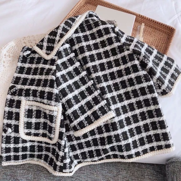 Elegant Big Girl’s Coat - Picture 1 of 10